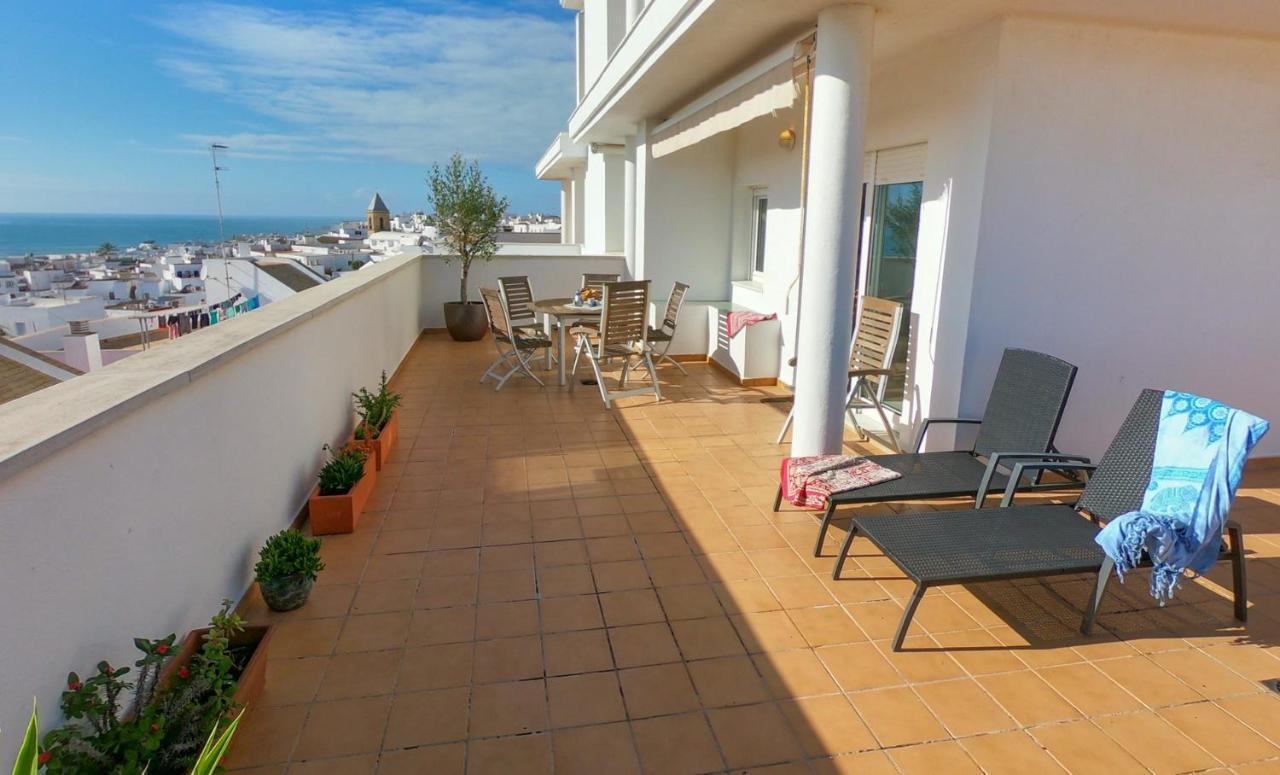 Terraza Trafalgar Apartamento Tipo Penthouse Con Enorme Terraza Y Vistas Al Mar コニル・デ・ラ・フロンテラ エクステリア 写真