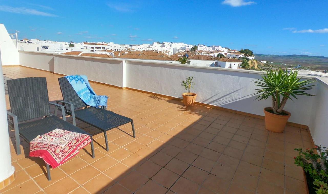 Terraza Trafalgar Apartamento Tipo Penthouse Con Enorme Terraza Y Vistas Al Mar コニル・デ・ラ・フロンテラ エクステリア 写真